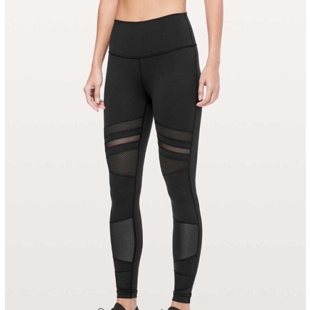 Lululemon High Rise Tight Tech & Mesh Mix